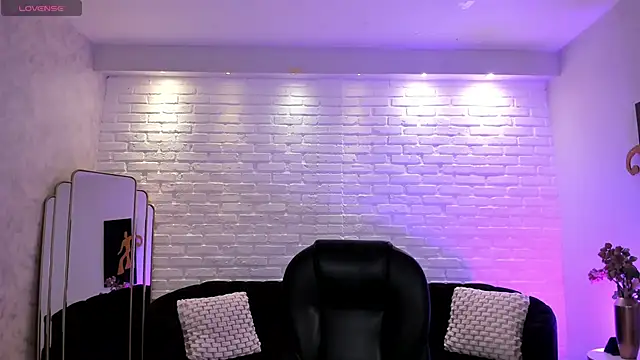 JennaOlsonX online show from March 2025 06:28:01 PM