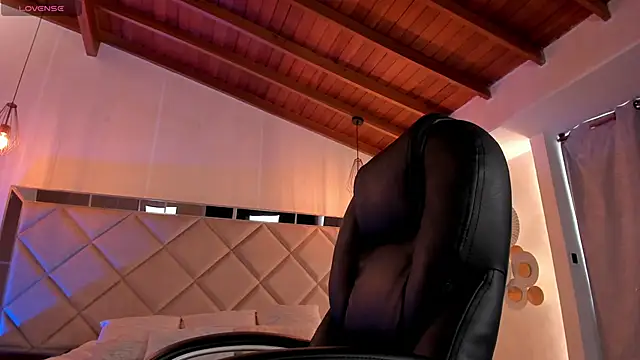 JennaOlsonX online show from March 2025 06:56:02 PM