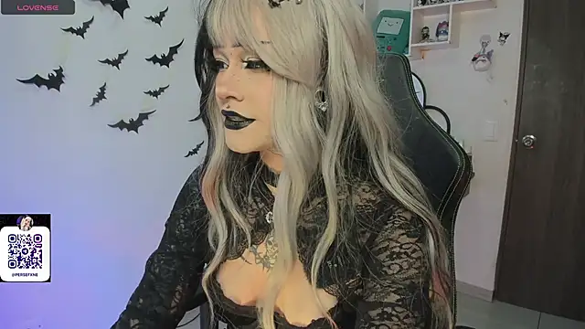 damnliciousss online show from November 2025 11:10:01 PM