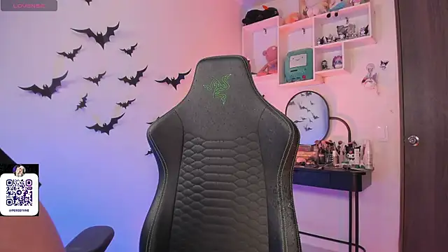 damnliciousss online show from October 2025 11:58:01 PM