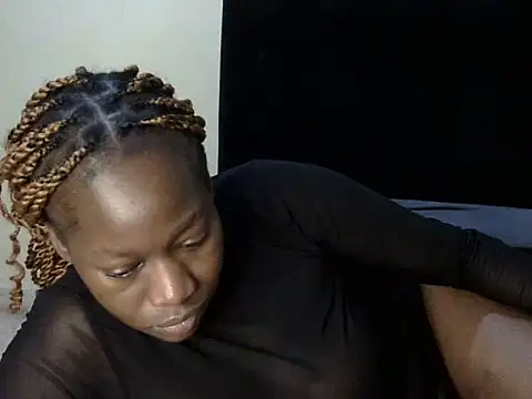 Sweettkendy online show from October 2025 10:12:02 AM