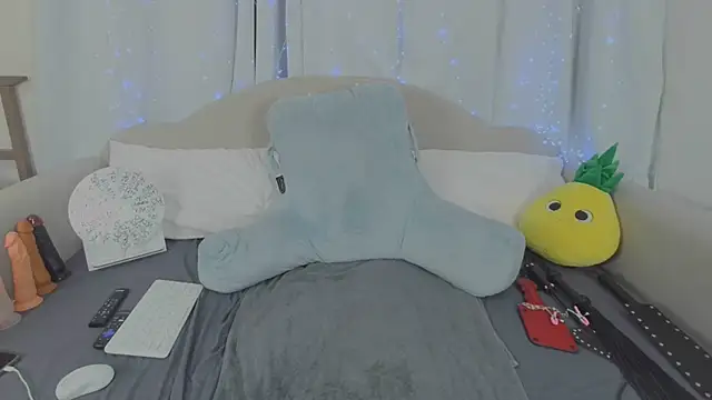 MeghanXO online show from February 2026 11:37:01 PM