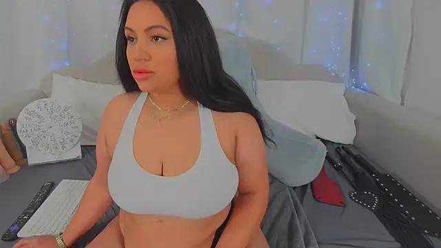 MeghanXO online show from February 2026 02:35:02 PM