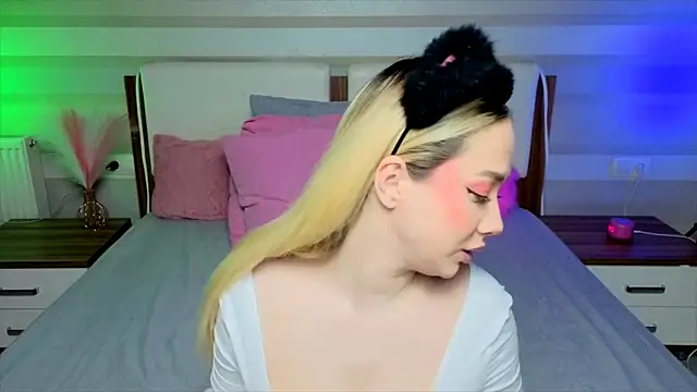 AriaSugar online show from October 2025 04:14:01 AM