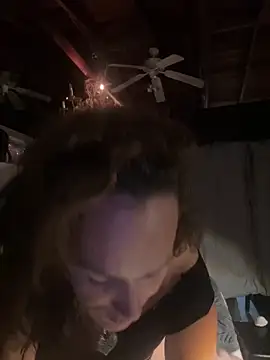 Snapshot of Hiswifie chatting on December 2024 09:48:02 AM Hiswifie online show from December 2024 09:48:02 AM