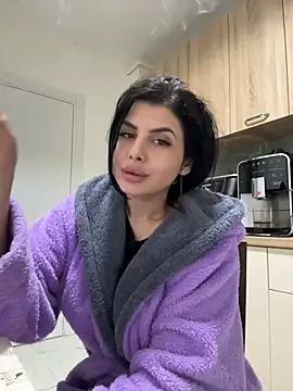 Snapshot of Scarlett-Dream chatting on February 2025 06:30:01 PM Scarlett-Dream online show from February 2025 06:30:01 PM
