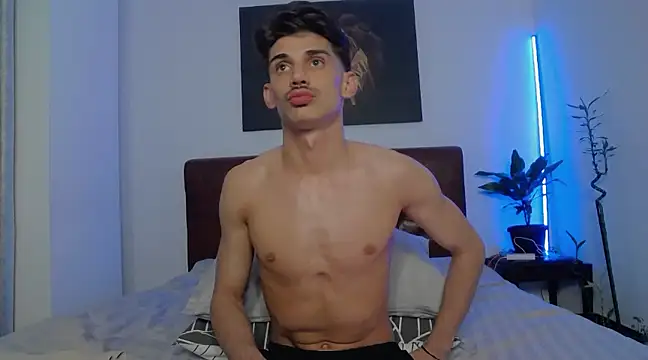 Snapshot of DanielCrush1 chatting on March 2025 10:42:01 PM DanielCrush1 online show from March 2025 10:42:01 PM