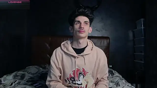 DanielCrush1 online show from February 2026 07:38:01 AM