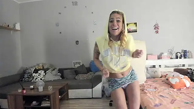 Orchideaxx online show from October 2025 09:05:01 PM