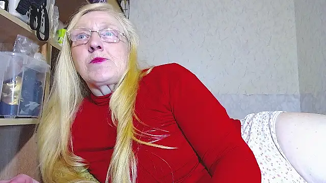 MadamBombShell online show from October 2025 12:11:01 AM