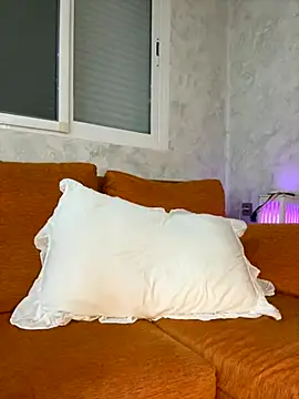 Snapshot of KarlaLuar_ chatting on November 2025 10:13:01 PM KarlaLuar online show from November 2025 10:13:01 PM