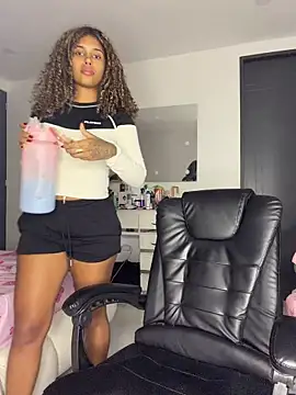 stormyy  online show from July 2026 12:52:02 AM