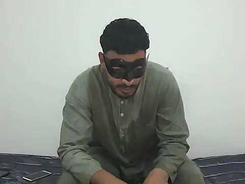 foxsanSs online show from June 2026 07:04:01 PM
