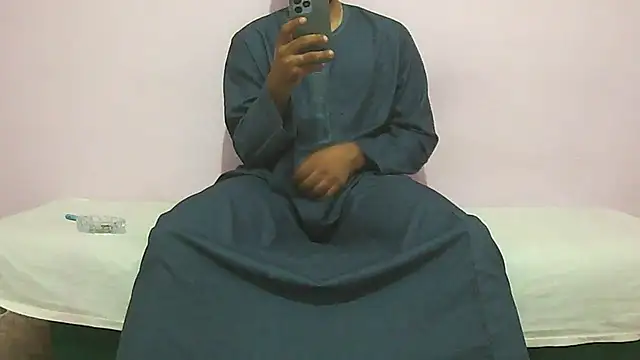 Snapshot of foxsanSs chatting on October 2025 07:37:01 PM foxsanSs online show from October 2025 07:37:01 PM