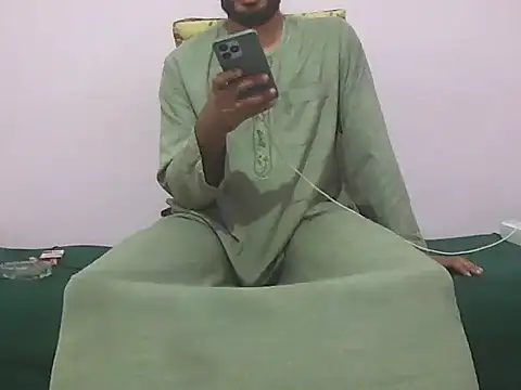 foxsanSs online show from November 2025 11:30:01 PM