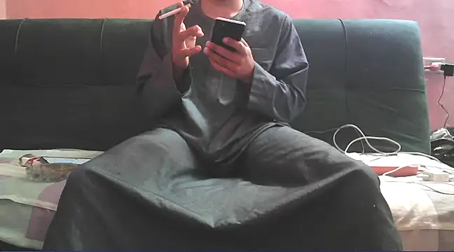 Snapshot of foxsanSs chatting on February 2025 10:52:01 AM foxsanSs online show from February 2025 10:52:01 AM