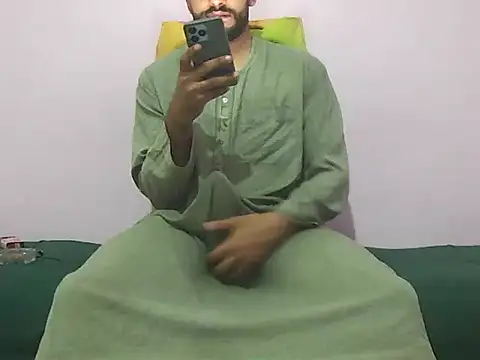 foxsanSs online show from November 2025 04:23:01 PM