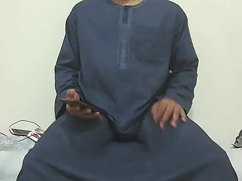 foxsanSs online show from May 2026 12:14:01 AM