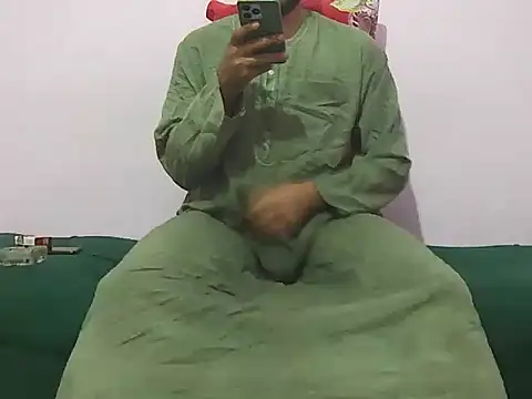 Snapshot of foxsanSs chatting on January 2026 02:16:02 AM foxsanSs online show from January 2026 02:16:02 AM