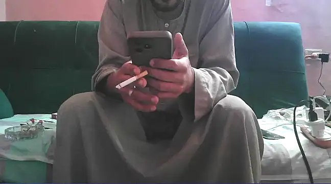 Snapshot of foxsanSs chatting on February 2025 03:37:02 PM foxsanSs online show from February 2025 03:37:02 PM