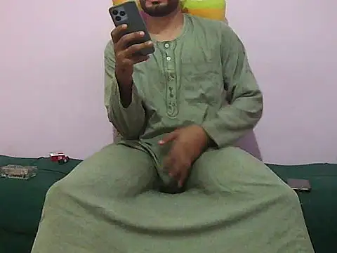 foxsanSs online show from November 2025 06:00:02 PM