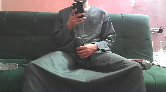 Snapshot of foxsanSs chatting on March 2025 03:06:01 AM foxsanSs online show from March 2025 03:06:01 AM