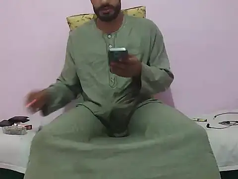 foxsanSs online show from October 2025 04:58:02 PM