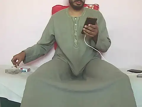 Snapshot of foxsanSs chatting on October 2025 11:33:02 AM foxsanSs online show from October 2025 11:33:02 AM