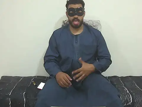 foxsanSs online show from July 2026 06:43:01 AM