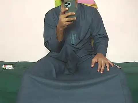 foxsanSs online show from November 2025 12:05:02 PM