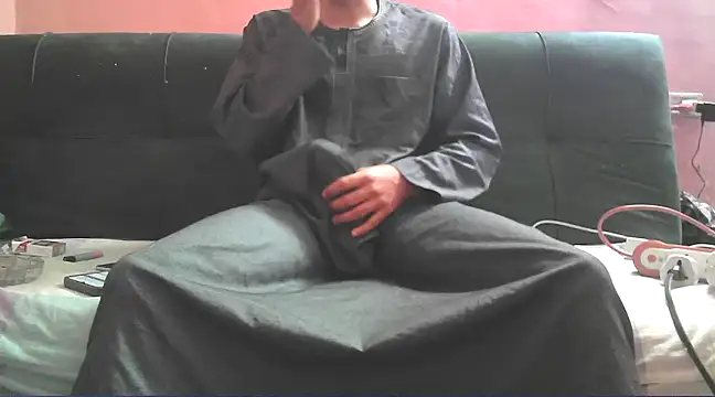 Snapshot of foxsanSs chatting on February 2025 05:29:02 AM foxsanSs online show from February 2025 05:29:02 AM