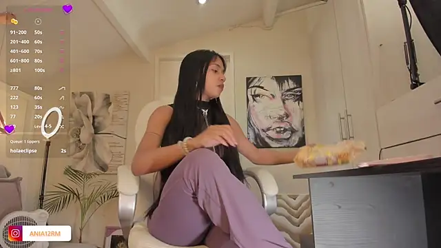 Snapshot of catalinasaiz chatting on November 2025 03:04:01 PM catalinasaiz online show from November 2025 03:04:01 PM