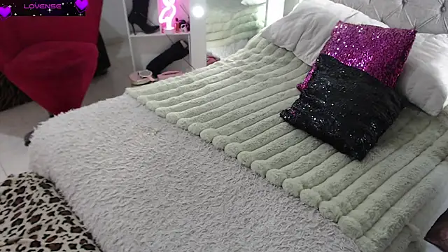 Myrnasexxx online show from February 2026 09:50:01 PM