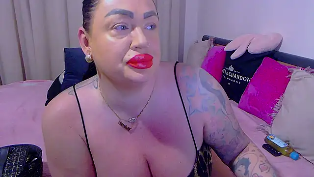 BustyVicky online show from March 2026 09:55:01 PM