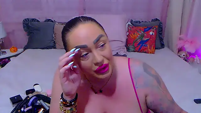 BustyVicky online show from September 2025 09:54:01 PM