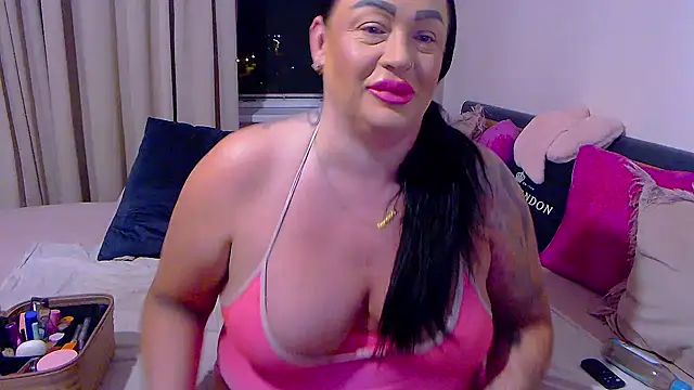 BustyVicky online show from May 2026 09:14:02 PM