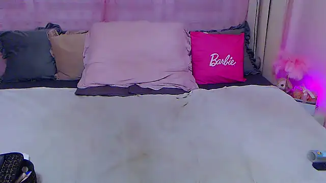 BustyVicky online show from October 2025 10:00:02 PM