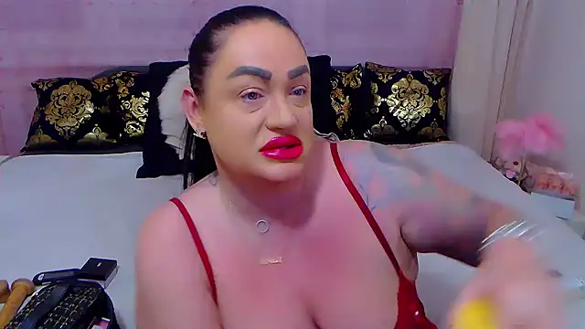 BustyVicky online show from December 2025 10:09:02 PM