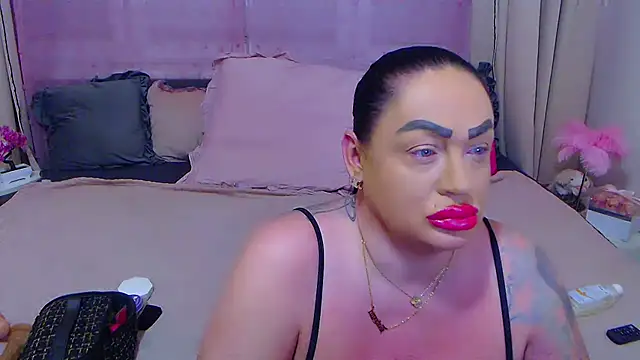 BustyVicky online show from November 2025 10:02:01 PM