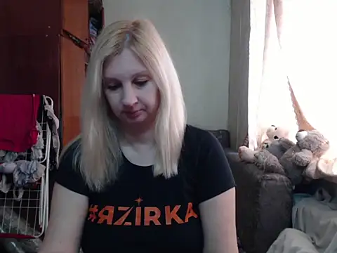 BustyBlond online show from March 2025 09:57:01 AM