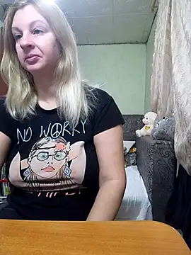 BustyBlond online show from November 2025 04:46:02 AM