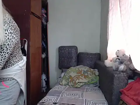 BustyBlond online show from March 2025 02:28:01 PM