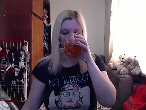 BustyBlond online show from February 2025 05:26:01 AM