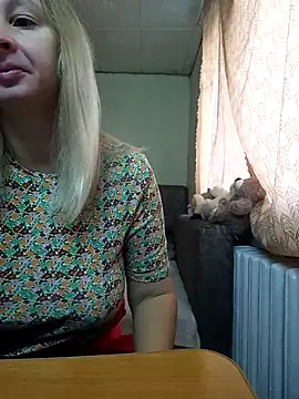 BustyBlond online show from October 2025 04:34:01 AM