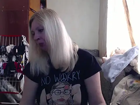 BustyBlond online show from March 2025 05:52:01 AM