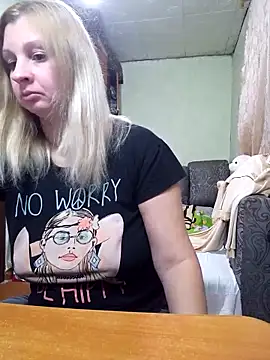 BustyBlond online show from November 2025 05:46:01 PM