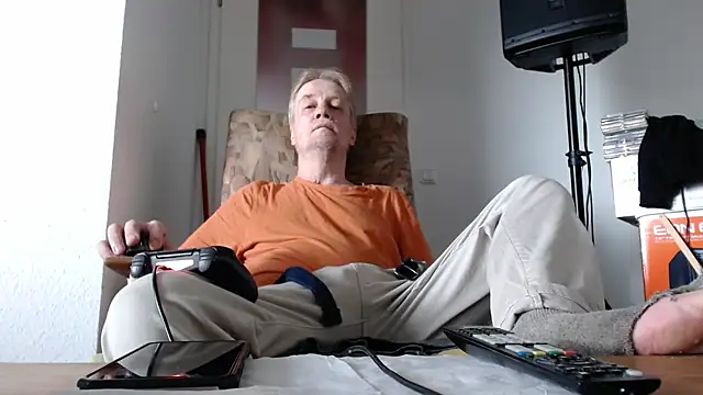 Cordt27 online show from June 2026 04:33:02 PM