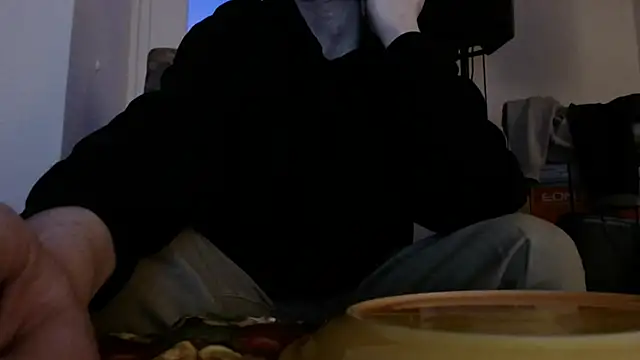 Cordt27 online show from November 2025 05:25:02 PM