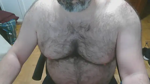 mikeyhotbear online show from December 2025 07:44:01 AM