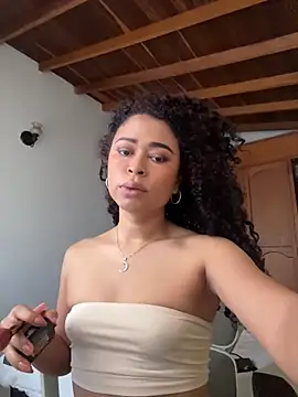 GabriSaenz online show from April 2026 12:55:01 PM